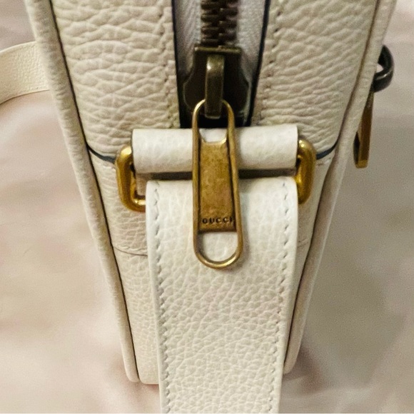 Gucci Vintage Logo Vertical Leather Crossbody - Picture 4 of 8